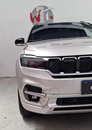 Jeep Commander 2.0 Overland 4x4 Aut. 5p