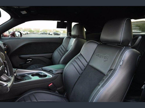Imagem 9 de 11 de Dodge Challenger 6.4 Srt8 Hemi 16v 2p 2p