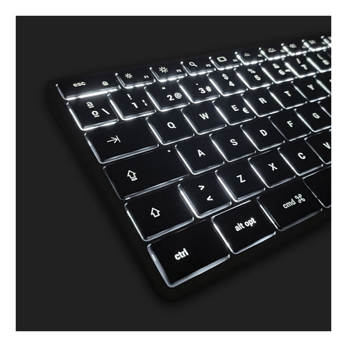 Imagen 2 de 8 de Teclado bluetooth Satechi Slim X3 Bluetooth Backlit Keyboard QWERTY español España color space gray