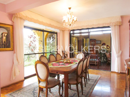 Amplia Residencia Con Local Comercial Hoy Operando