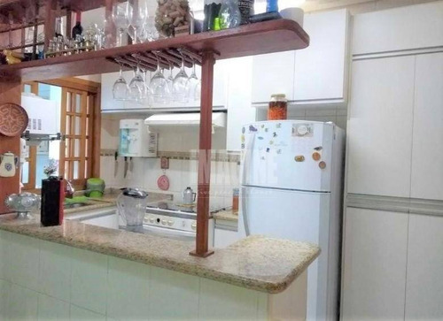 Sobrado No Tatuapé Com 3 Dorms Sendo 2 Suítes, 4 Vagas, 220m² - So0803