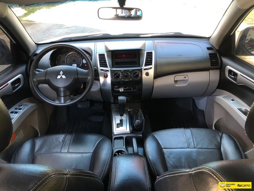 Imagen 8 de 9 de Mitsubishi Montero Sport 4x4