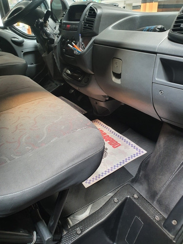 Peugeot Boxer Minibus 2013 2.3 Hdi 330m Médio 15l 5p