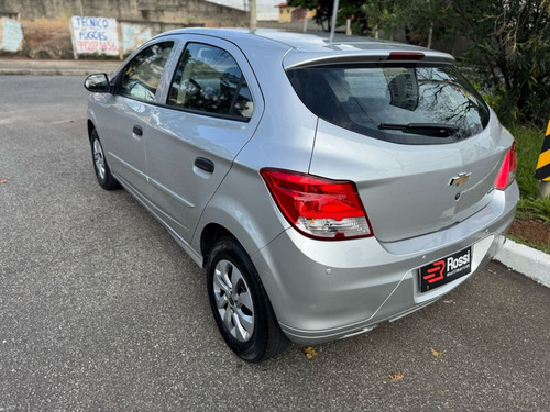 Chevrolet Onix 1.0 MPFI LS 8V FLEX 4P MANUAL