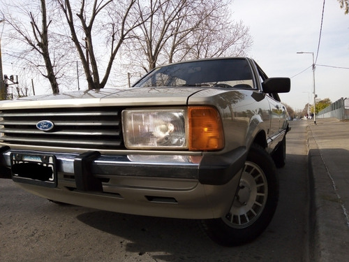 Imagen 1 de 15 de Ford Taunus Ghia