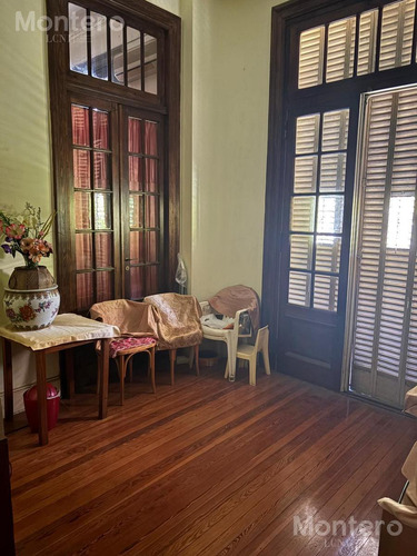 Departamento En Congreso , 7 Ambientes Con Patio Y Balcon