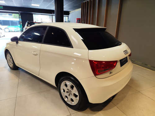 Audi A1 1.2 Attraction Tfsi 86cv