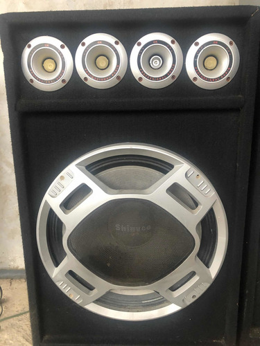 Imagen 1 de 2 de Cajón Con Su Bajo Twister