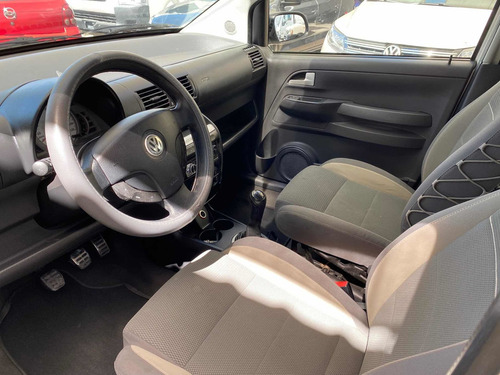 Imagen 8 de 14 de Volkswagen Crossfox 2009 1.6 Aa Cd Mp3 Ee Mt