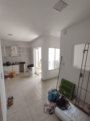 Imagen 3 de 14 de Departamento Con 2 Dormitorios En P.a Y Local Comercial P.b