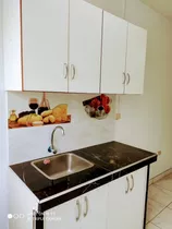 Comprar Cerca  Estación Del Metro San Juan Y María Auxiliadora, Alquiler Habitaciones Amobladas Y Sin Amoblar, C/s Baño Privado. Departamentos 2 Habitaciones, Sala-comedor, Kitchenette Y Baño. No Mascotas    