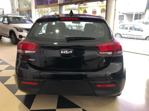 Imagen 3 de 9 de Kia Rio Sx At