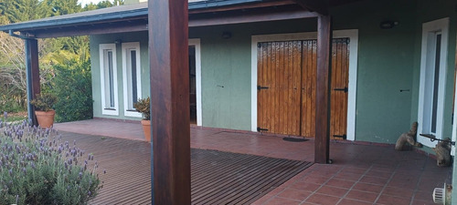 Imagen 9 de 25 de Casa De Corte Campestre