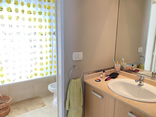 Imagen 19 de 28 de Venta | Casa De 2 Plantas En Lote Interno | Los Alisos