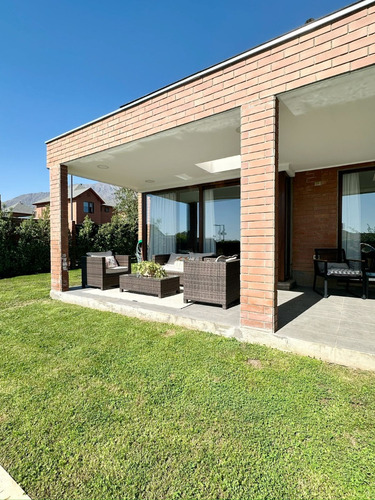 Casa Las Pircas, 3d/3b En Condominio, Peñalolen