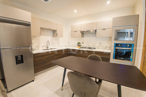 Departamento En Venta En Puerta De Hierro, Chihuahua, Chih.