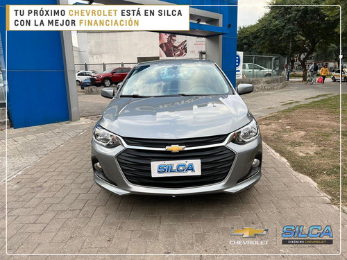 Imagen 2 de 19 de Chevrolet Onix Plus Lt2 2024 Gris Oscuro 0km