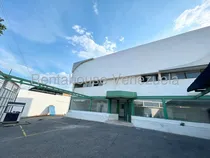 Comprar Daniela Linarez Alquila Galpones Industriales Comprendido Por 3.794m2 En Avenida Principal De La Zona Industrial Iii Barquisimeto Lara Con Todos Los Servicios Basicos Operativos!                      