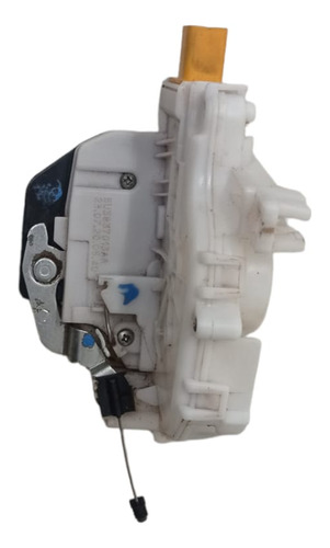 Fechadura Porta Esquerda Vw Saveiro 2020 - 5u3837013aa (Usado)