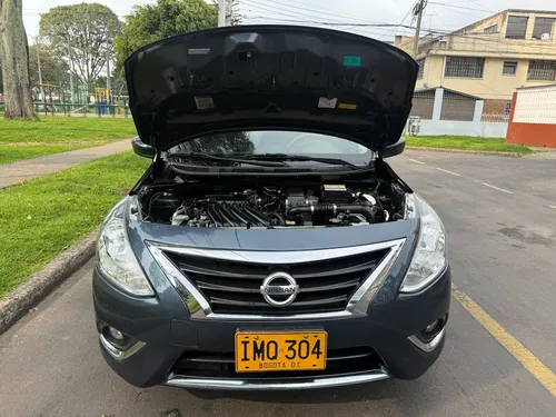 Nissan Versa 1.6 Advance