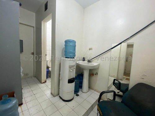Casa Comercial En Venta Las Mercedes 25-14572