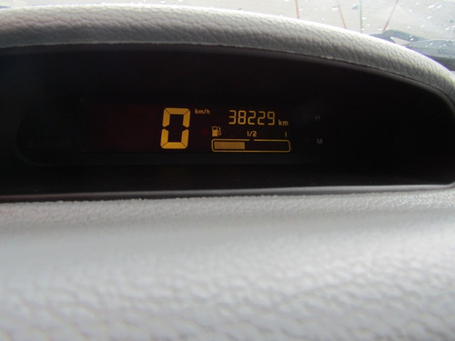 Imagen 13 de 14 de Renault Twingo 1.2 Dynamique Plus 16v