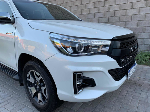 Toyota Hilux 2.8 Cd Srx 177cv 4x4 At 2019