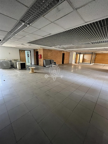 Local Comercial En Arriendo En Las Condes