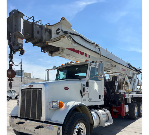 Grua Elliot Camion Peterbilt 2016 15ton