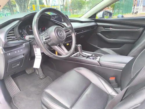 Mazda 3 2.0 Touring