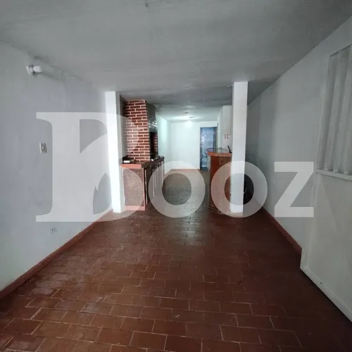 Venta De Casa, Urb Las Rosas