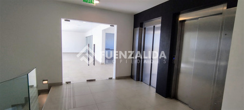Oficina Arriendo Av Juan Cisternas En La Serena