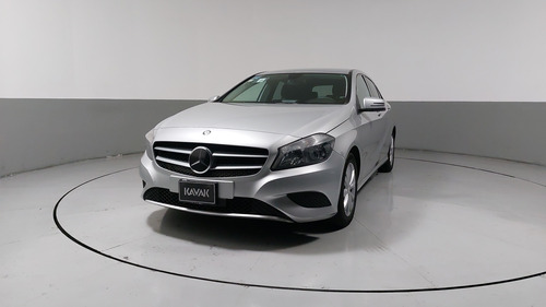 Mercedes-Benz Clase A 1.6 A 180 CGI 7G-DCT