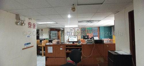 Vendo Estupendo Local Comercial Ubicado En La Pb De Edificio Residencial La Florida !!! Ideal Para Iniciar O Ampliar Cualquier Actividad Comercial, Exceptuando Restaurantes.!!!