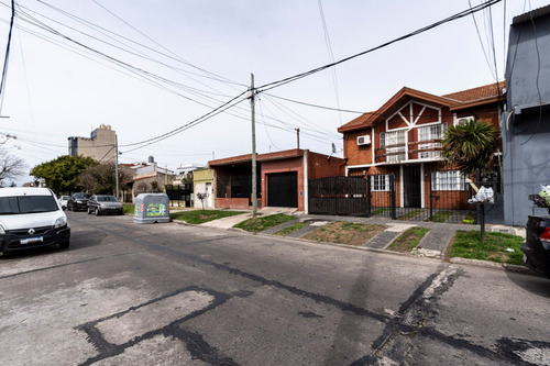 Departamento Triplex En Venta En Gerli, Avellaneda, G.b.a. Zona Sur