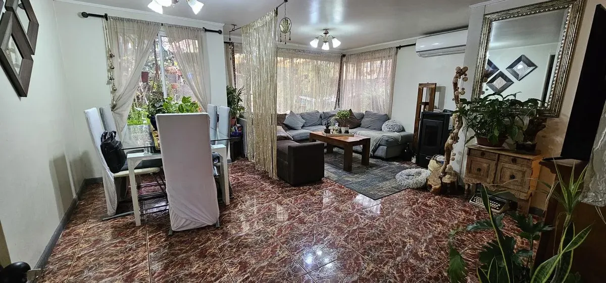 Imagen 4 de 24 de Casa Amplia Bien Mantenida, 4 Dor 2 Baños 3 Est