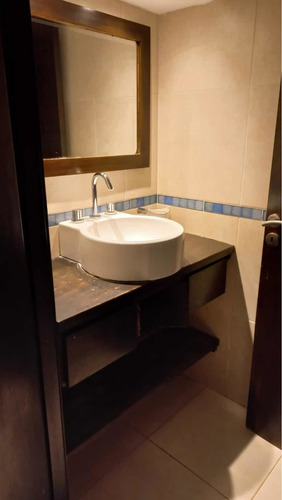 Imagen 10 de 26 de Alquiler Temporario. 5 Amb, 8 Personas -3 Baños, Patio Y Parrilla- Excelente Ubicación. Disponible A Partir Del 22 De Febrero Y Marzo