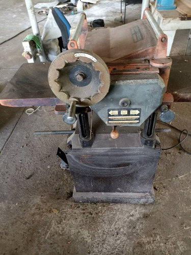 Imagen 3 de 3 de Regruesadora Industrial Para Carpinteria Marca Truper