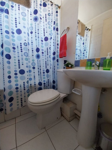 Casa En Venta De 3 Dorm. 2 Baños, En Puente Alto