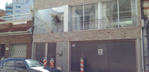 Comoda Casa Nueva En Punta Carretas