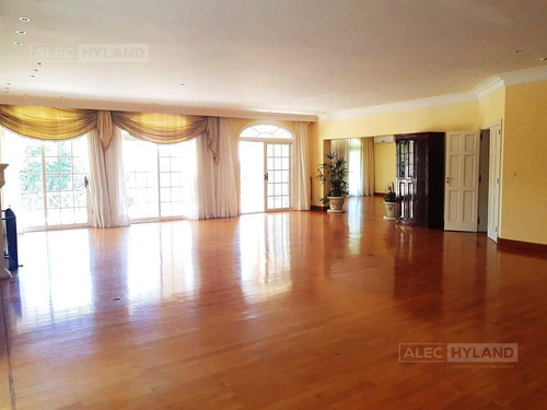 Imagen 11 de 27 de Casa En Venta 7 Ambientes - Acas.-libert./solis