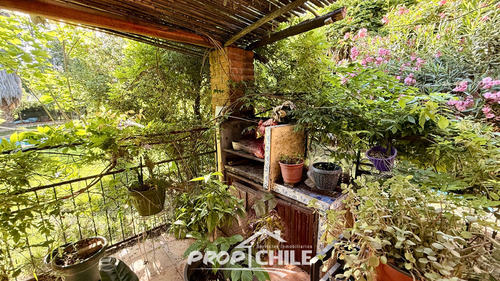 Casa Y Cabañas En Pirque En Venta. (93819)