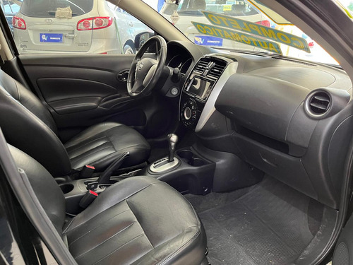Nissan Versa 1.6 16v Sl Unique Aut. 4p