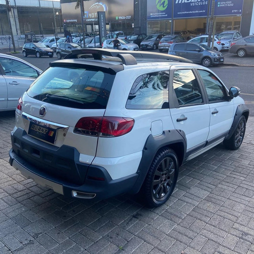 Fiat Palio 1.8 MPI ADVENTURE WEEKEND 16V FLEX 4P MANUAL
