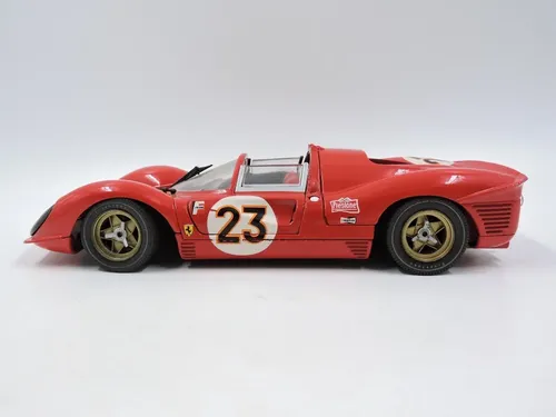 ジョエフ　Jouef evolution 1/18 フェラーリ　 330 P4 Miniatura 1967 Ferrari 330 P4 #23 Jouef Evolution 1/18 | MercadoLivre