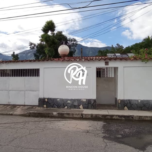 Casa En Venta En El Limon, Sector Las Mayas, Maracay, Aragua