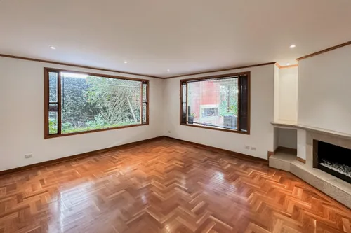 Casa En Arriendo/venta En San José De Bavaria. Cod A7174