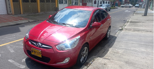 Hyundai Accent 1.6l 4 p