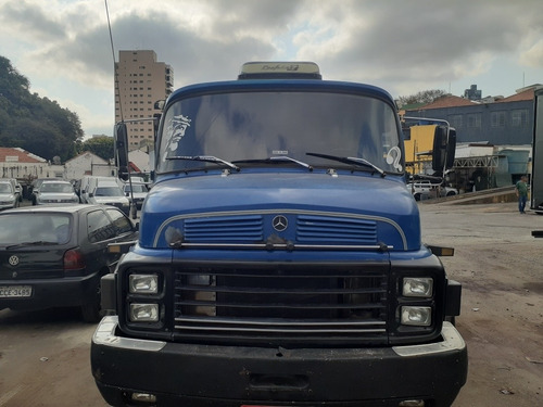 Imagem 2 de 10 de Mercedes Benz Mb 1113