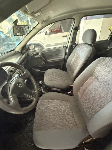 Chevrolet Corsa Classic 1.0 Spirit Flex Power 4p